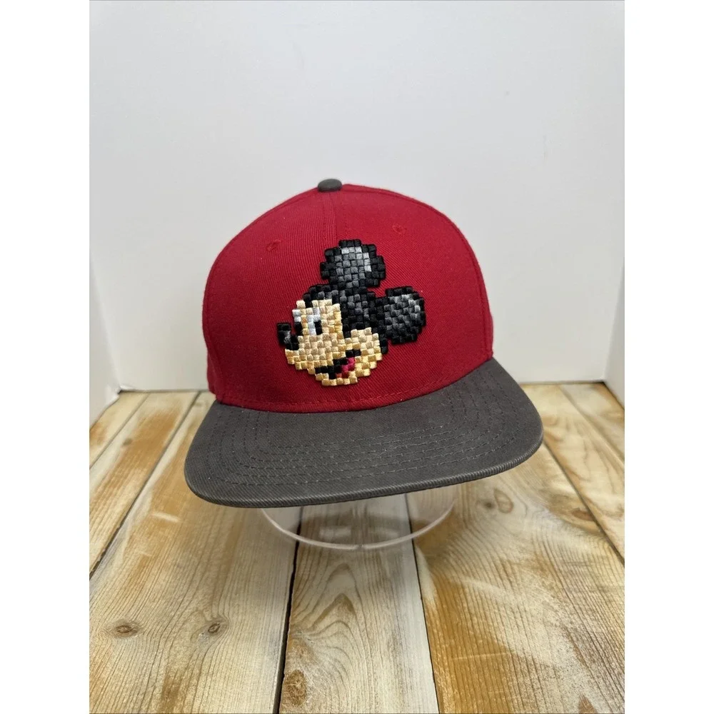Disney Parks Mickey Mouse Red Retro Embroidered Snapback Hat Cap Youth‎ Size